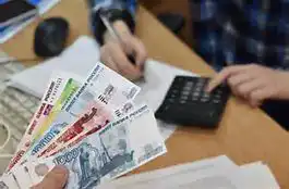 Россиянам прогнозируют новое снижение доходов