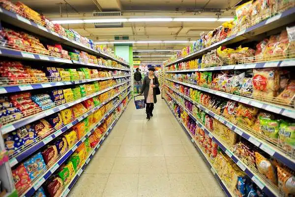 Около 18,3% граждан заявили о снижении размера своих зарплат за последний год