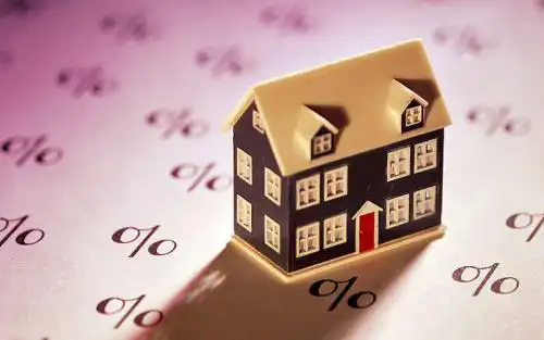 В июле средняя ставка по ипотеке снизилась на 1,2%