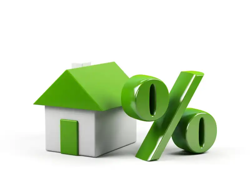 Объем выданных ипотечных кредитов с начала года снизился на 36%