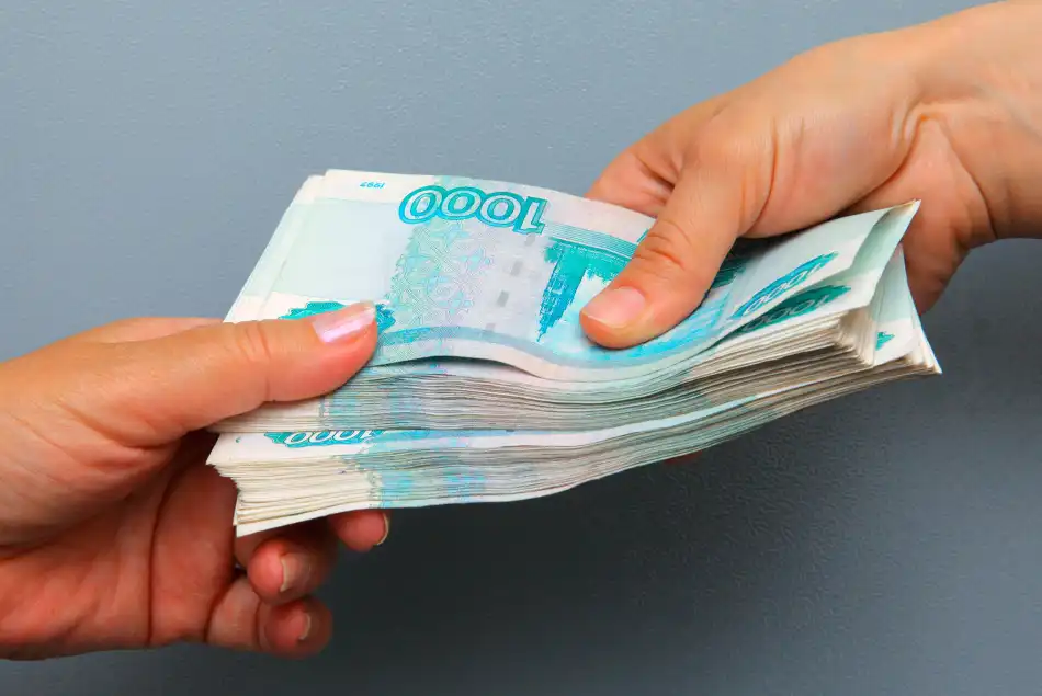 Банки стали реже отказывать гражданам в кредитах