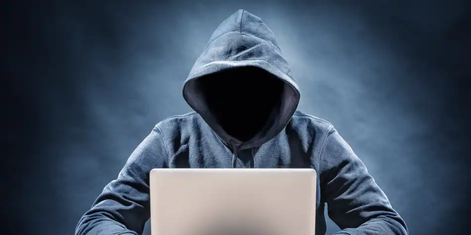 Количество краж с банковских карт россиян за 2 года выросло на 42%