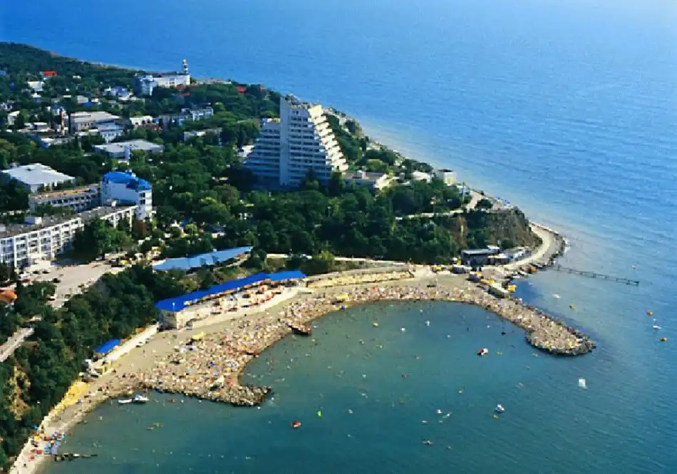 Сколько стоит жилье у моря?