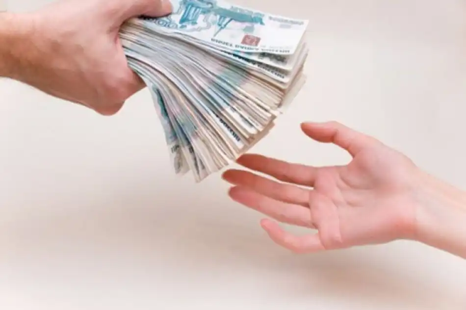 За неделю средняя стоимость кредитов снизилась на 0,05%
